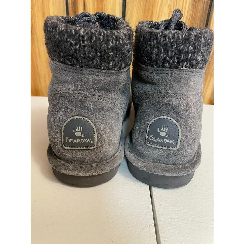 Bearpaw women's Ankle boot size 7‎ gray Suede Shoes